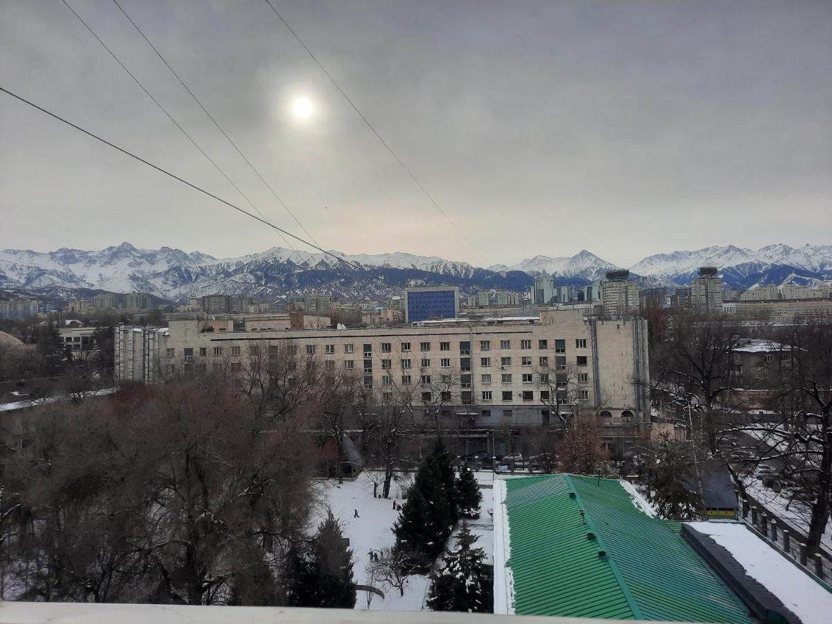 Apartment Shevchenko Panfilova Almaty Exterior foto